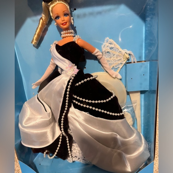 Midnight Waltz Barbie - Picture 1 of 13
